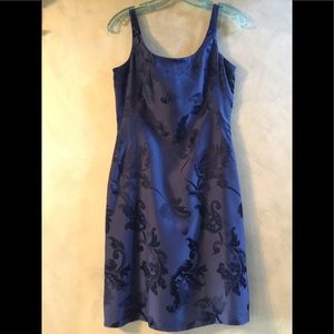 3/$25 Banana Republic Size 2 Silk Blend Dress